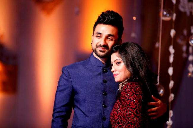 Vir Das ties knot with Shivani Mathur in Sri Lanka