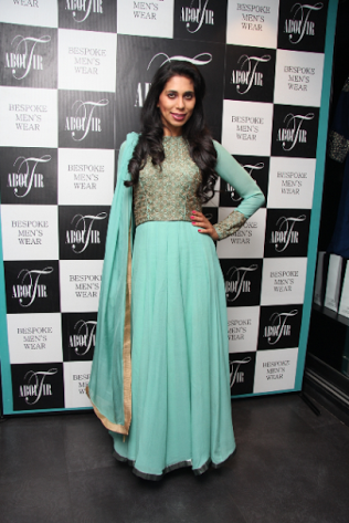 Bhopal film actress Fagun Thakrer spotted at fashion launch