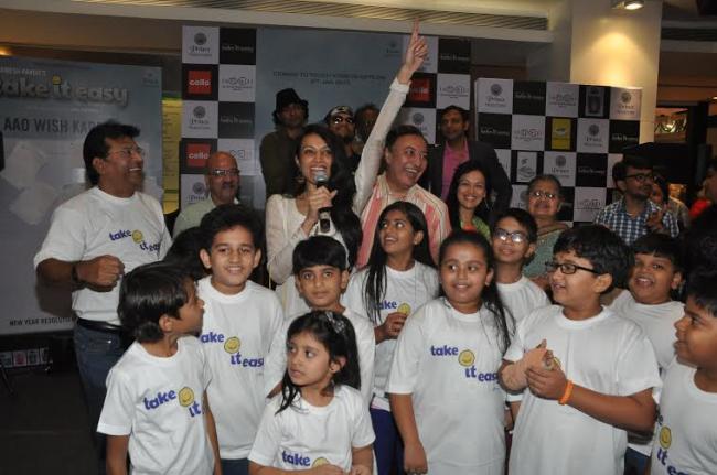 Take It Easy cast promotes film