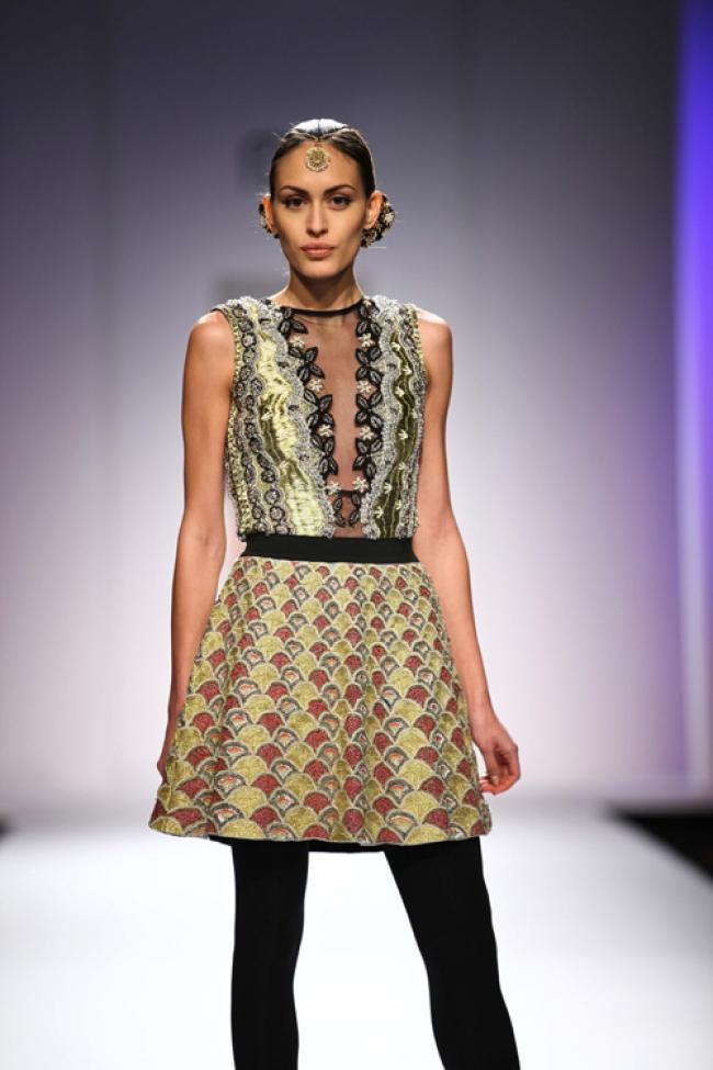 Wills Fashion Week: Pia Pauro