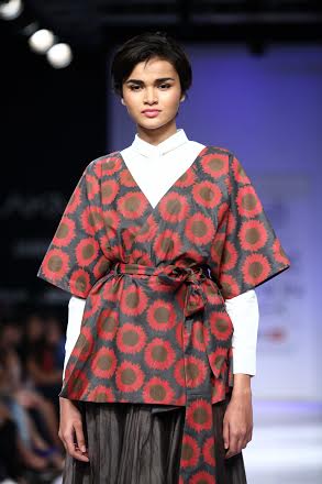 Surendri by Yogesh Chaudhary showcased at LFW