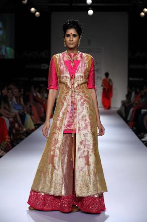 Vaishali S showcases collection at LFW 