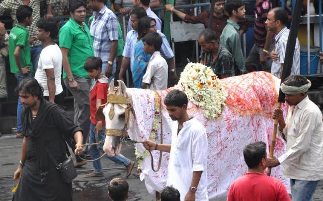 Muslim community observes Muharram in Kolkata