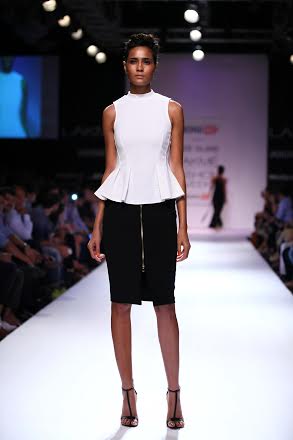 Kriti Sanon walks the ramp at Lakme Fashion Week 