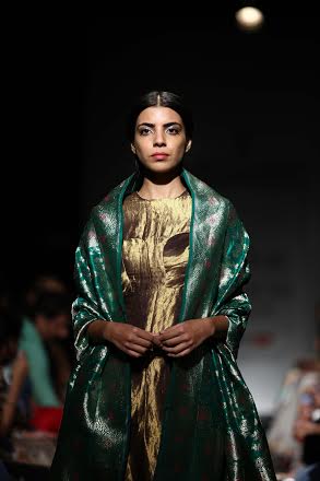 Sanjay Garg showcases collection at LFW   