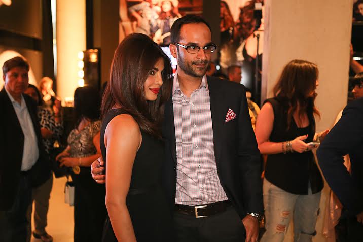 Priyanka glams up Toronto Film Festival