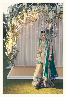 Dia Mirza dons Ritu Kumar outfit for her wedding