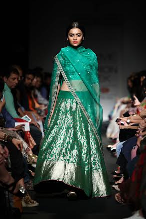 Sanjay Garg showcases collection at LFW   