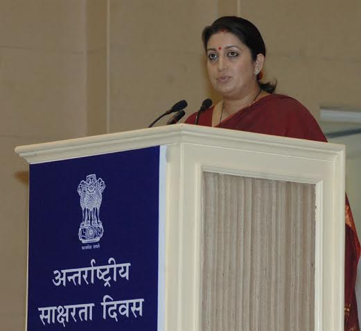 President presents Saakshar Bharat Awards 2014  
