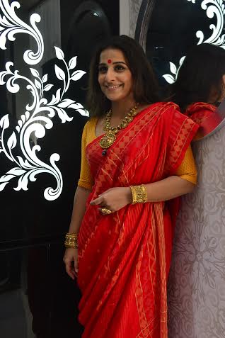 Vidya visits Kolkata