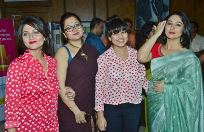 'Take One' casts attends special screening in Kolkata theatre