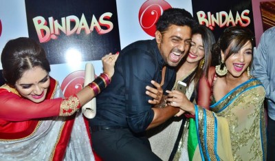 Dev's 'Bindaas' premier in Kolkata