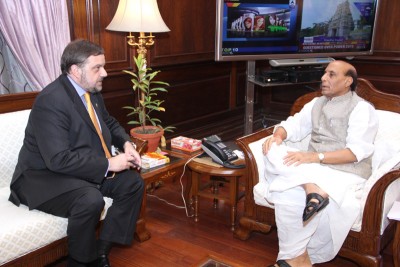 Spanish Ambassador meets the Home Minister  