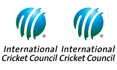 Williamson suspended from bowling in international cricket