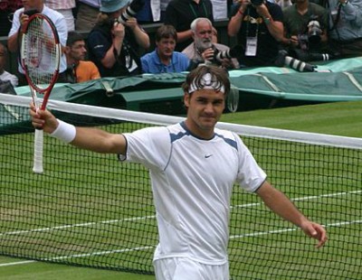 French Open: Federer reaches 4th round