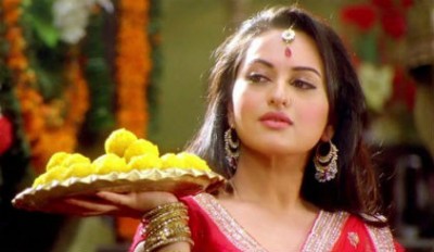 Working birthday for Sonakshi Sinha