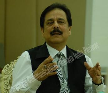 SC denies bail to Roy, allows Sahara for negotiations to sell foreign properties