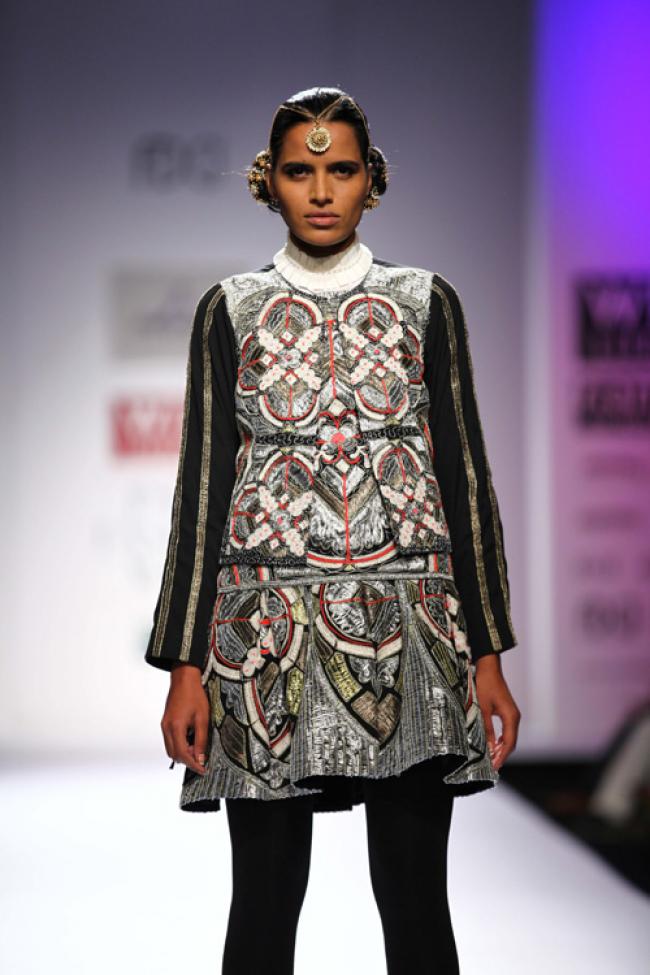 Wills Fashion Week: Pia Pauro