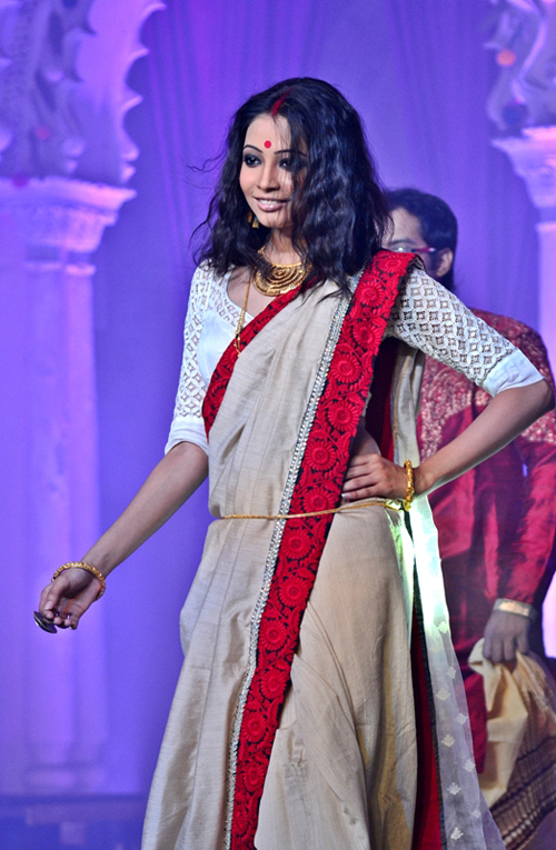 92.7 Big FM celebrates 'Big Barsho Baron'