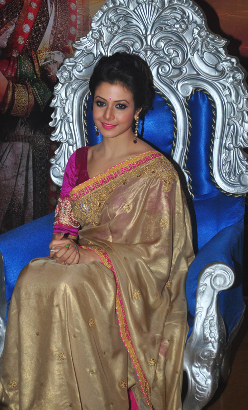 Koel, Indranil attend 'Arundhuti' press meet