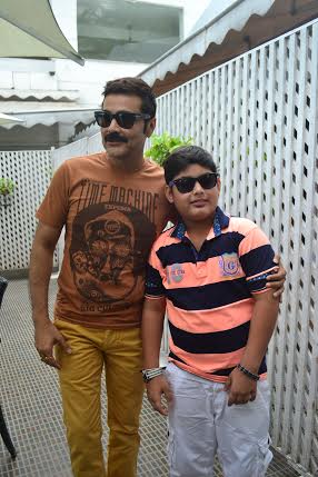  Prosenjit Chatterjee unveils  album of Bengali film Hercules