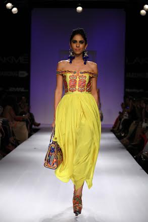 Designer Rizwan Beyg showcases collection at LFW