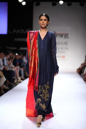 Designer Gaurang showcases collection at LFW