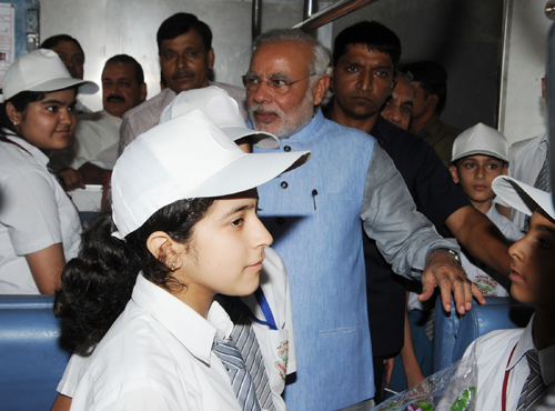 Shri Narendra Modi dedicating the newly constructed railway line 