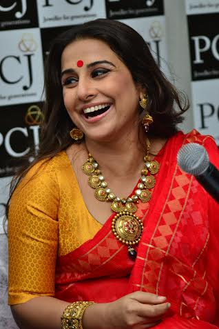 Vidya visits Kolkata