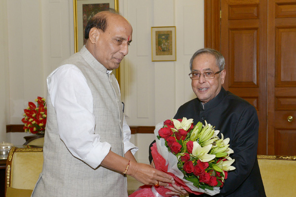 Pranab Mukherjee meeting the Vice President