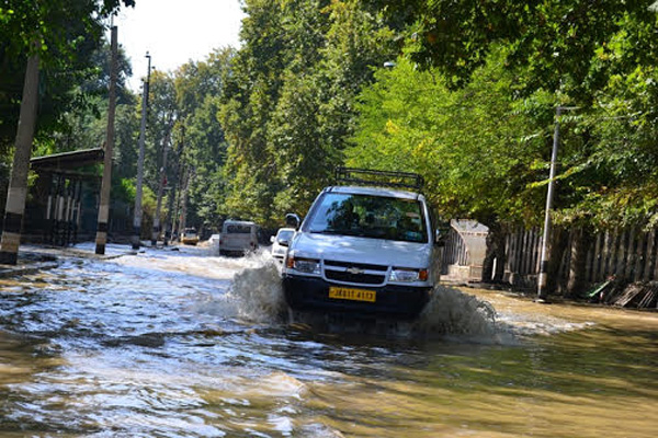 Flood ravages Jammu and Kashmir