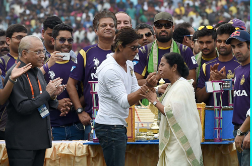 Eden felicitates SRK, KKR