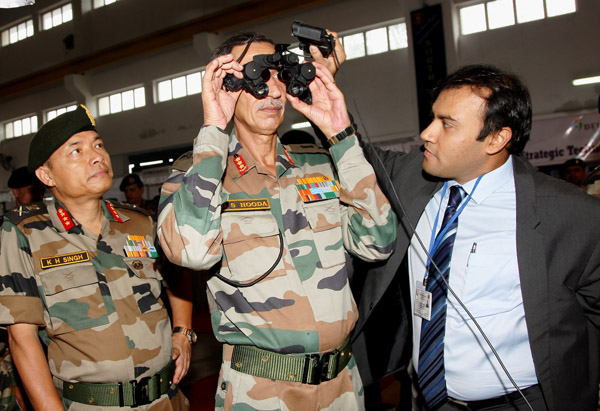 Army hosts technical symposium in Kashmir