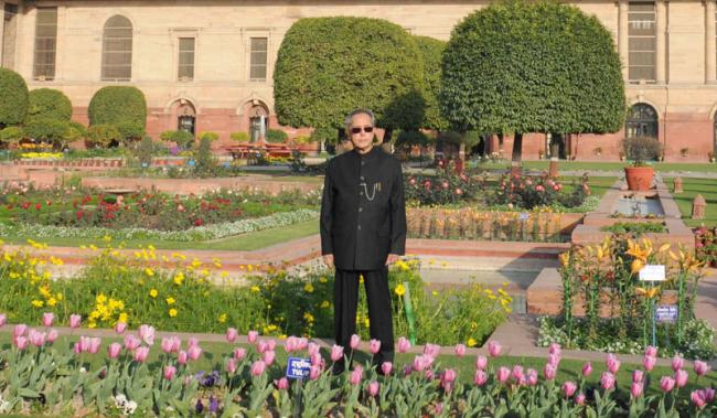 President opens Rashtrapati Bhavanâ€™s "Udyanotsav"