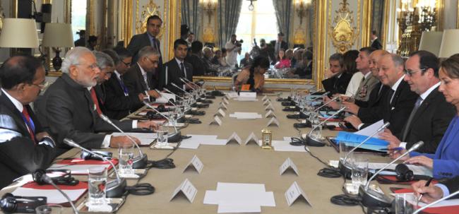 Modi meets French President Francois Hollande
