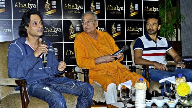 I have specifically written the story of Ahalya by  keeping in mind Soumitra Chatterjee as Goutam Sadhu: Sujoy Ghosh
