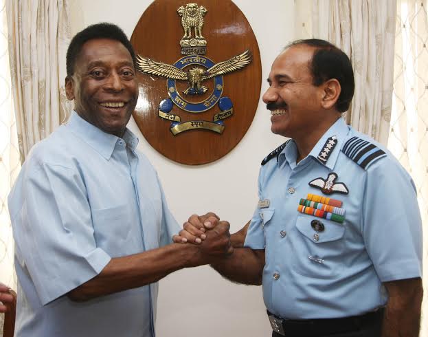 Football legend Pele visits AIR headquarters