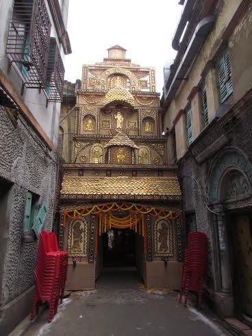 Kolkata: Anath Smriti Sangha celebrates Kali Puja