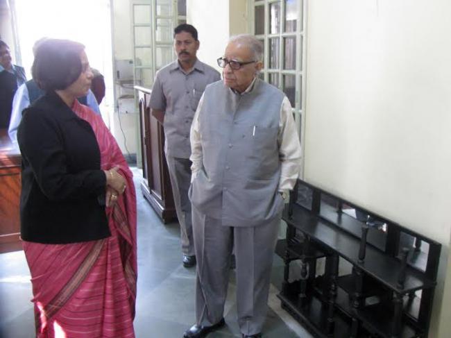 Ex-Karnataka Guv  visits Maulana Azad Museum in Kolkata 