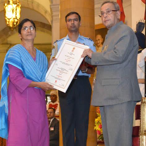 President presents Stree Shakti, Nari Shakti awards