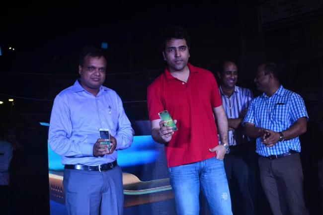 Samsung Mobile introduces Samsung Galaxy S6 And Samsung Galaxy S6 Edge In Kolkata