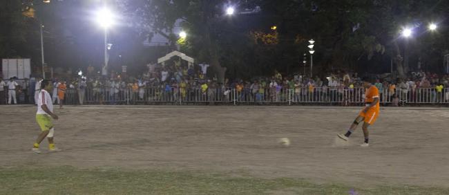 Film world hold football match to aid earthquake victims