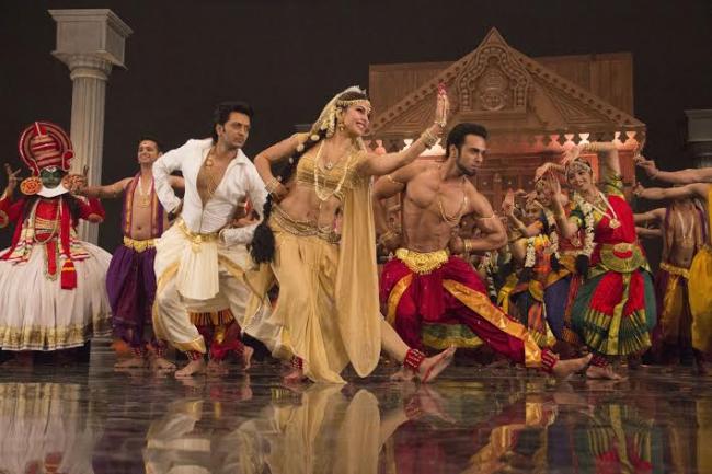 Jacqueline adorns six different avatars in new song from Bangistan