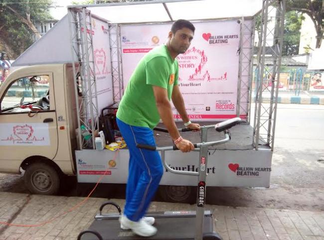 Devang, Ranadeb joins "Love Your Heart" campaign