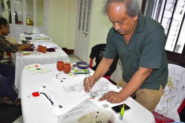 Kolkata: Chemould,Smita Art hold Freedom  art workshop