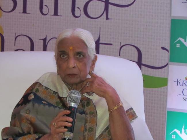 India Green, Khushee host an innovative art exhibition to help street dwellers