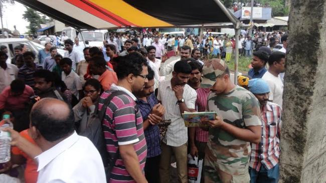 Army continues flood relief operations 