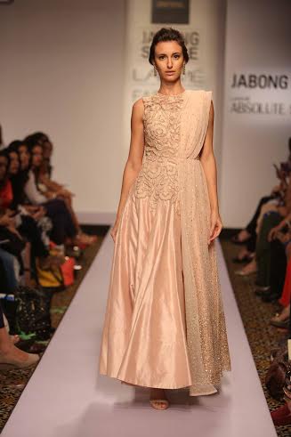 LFW: Shilpa Reddy and Ridhi Mehra presented amazing style directions  at Jabong stage