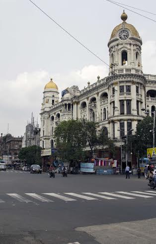 Strike affects normal life in Bengal