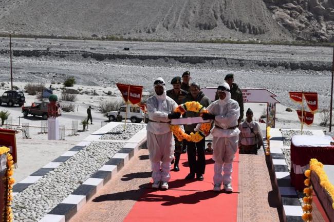 Parikkar arrives in J&K to review security situation